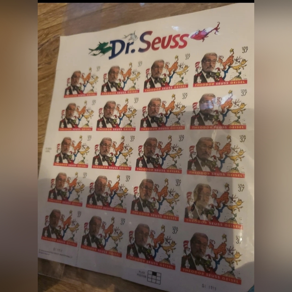 2003 Grinch Cat In - Hat Dr Seuss USPS Stamps Collectiable Theodor Seuss Geisel